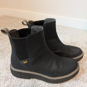 Teva Women's Midform Chelsea Boots. Black. Size 6.